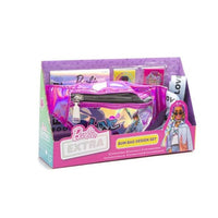 Dječija Barbie torbica oko struka sa šarenim naljepnicama za kreativno ukrašavanje.