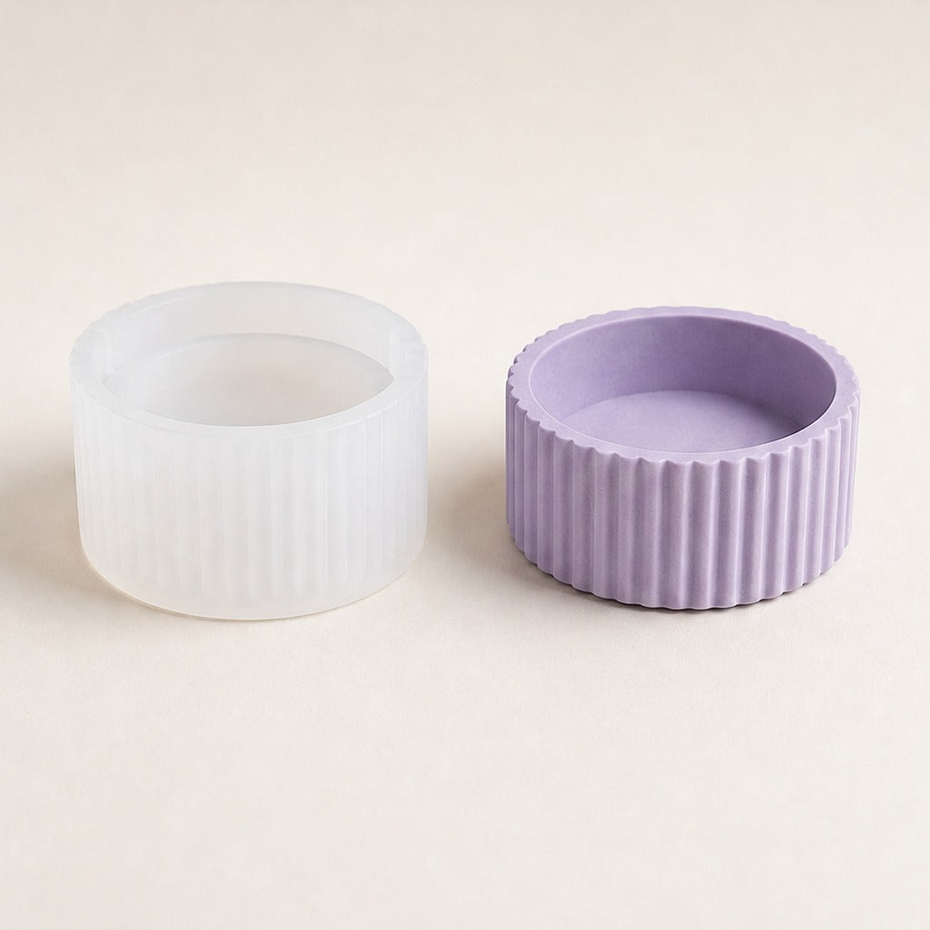 Fleksibilni silikonski kalup za izlijevanje kućnih dekoracija – nízka vrúbkovaná dóza – ⌀ 8,2 × 4 cm