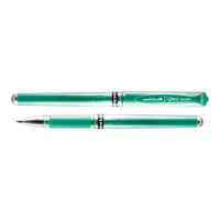 Prikaz linije koju ostavlja UNI SIGNO UM-153 gel olovka debljine 1.0 mm na papiru.