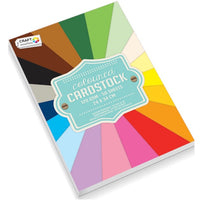 Pakovanje od 50 listova Craft Sensations kartona u boji dimenzija 24x34 cm za kreativne radove.