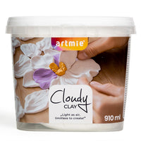 Pakovanje lagane mase za modeliranje ARTMIE Cloudy Clay od 910 ml u bijeloj posudi.