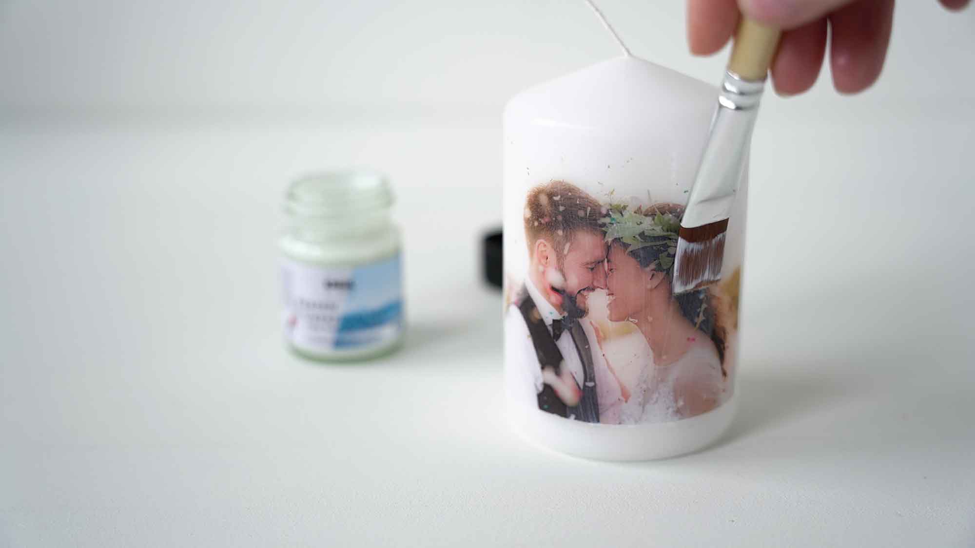 KREUL Foto Transfer Potch lak za svijeće, 50 ml, namijenjen za prenošenje motiva na svijeće.