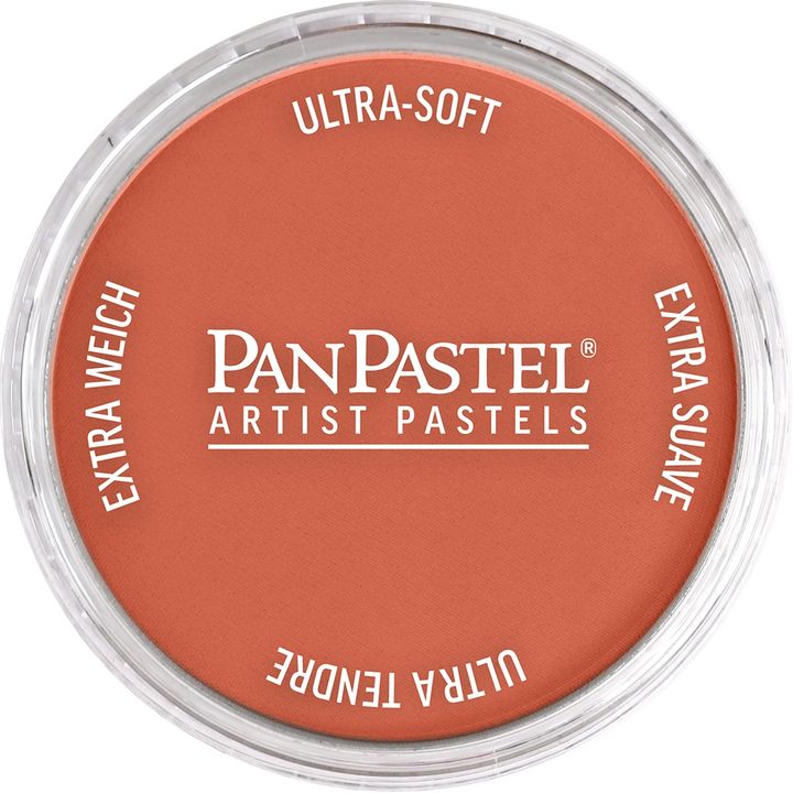 Više nijansi PanPastel metalik suvih pastela poredanih jedna pored druge.