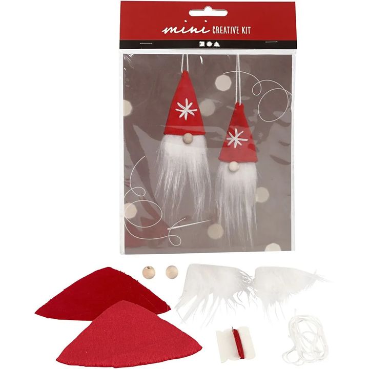 Krupni plan sadržaja Mini kreativni set Božićni vilenjaci: filc, perlice i ukrasi.