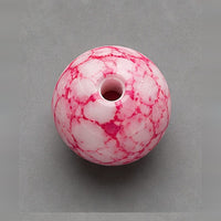 Okrugle staklene perle s mramornim efektom 8 mm – 15 kom – roze-bijela