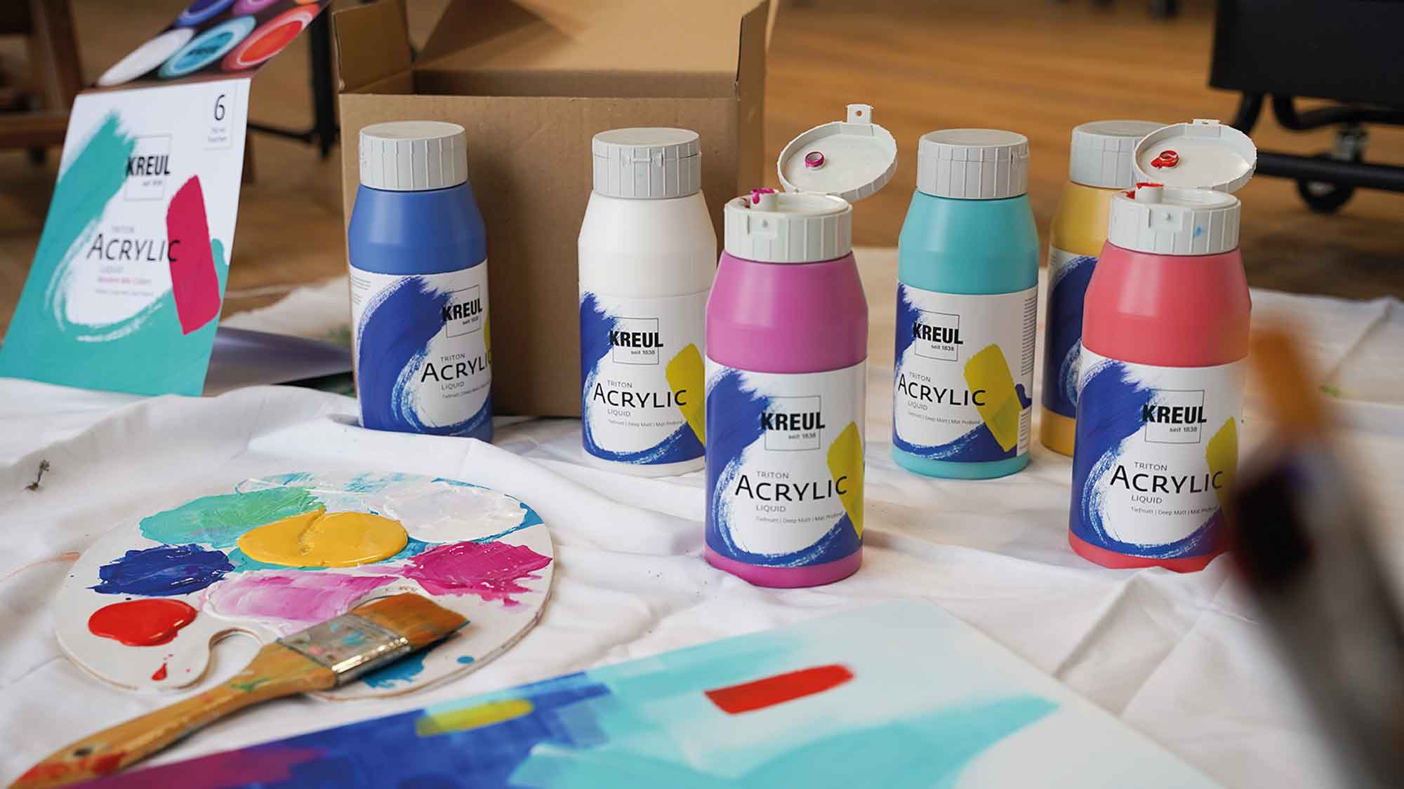 KREUL Triton Modern Mix set akrilnih boja za umjetnike, šest boca od 750 ml spremnih za upotrebu.