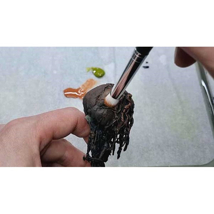 Pakovanje da Vinci Dry Brush kistova, tri različite veličine za detaljno nanošenje boje na platno.