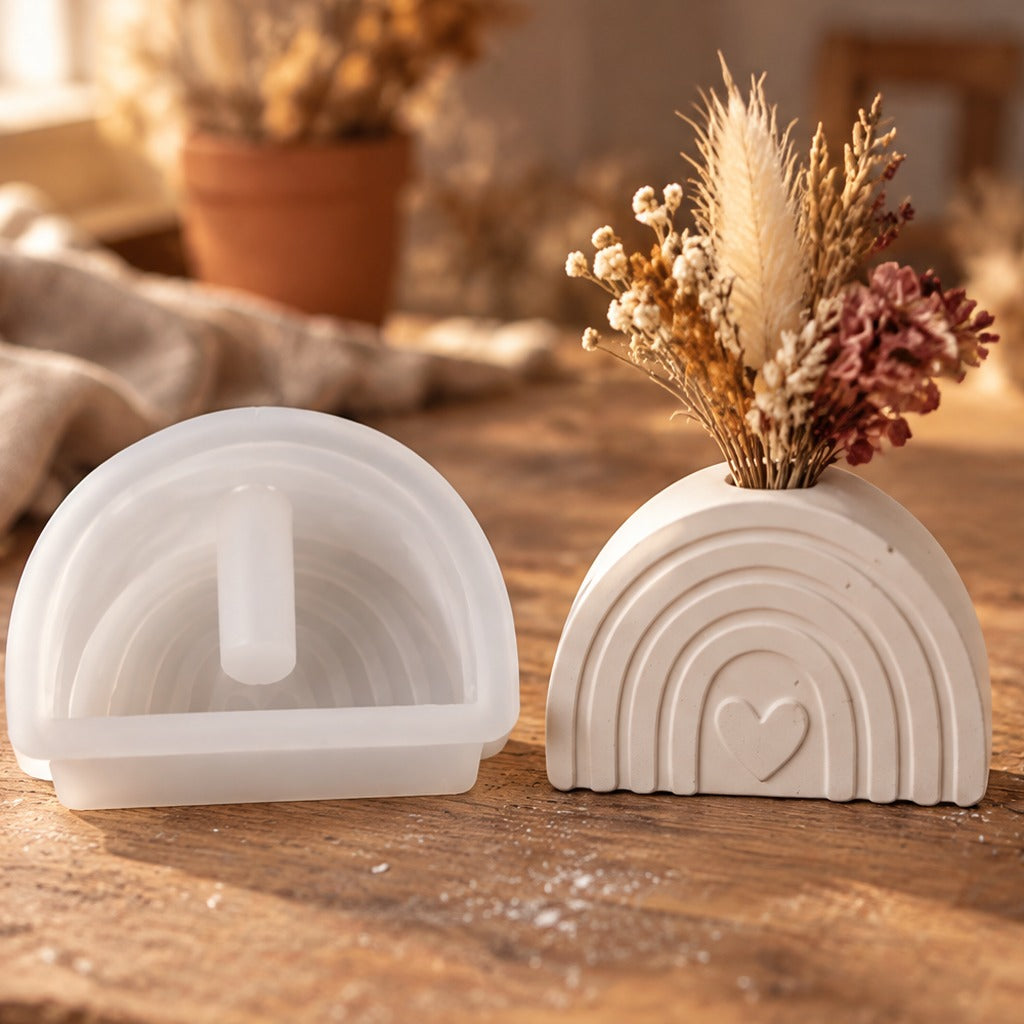 Silikonski kalup za izlivanje mini vazica za sušeno cvijeće – duga – 6,4 × 4,9 cm