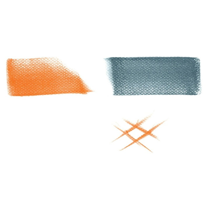 Krupni kadar Sofft sunđera za pastel sa kosim rezom, idealni za profesionalno umjetničko blendanje.