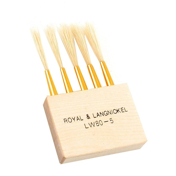Specijalni četveroglavi kist Royal and Langnickel LW80-5 za slikanje efekata i tekstura.